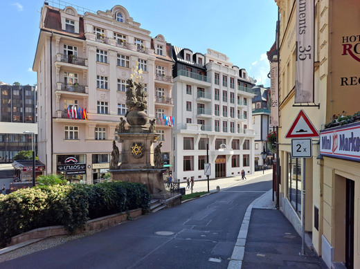 Garni Hotel Bílý Lev - K. Vary