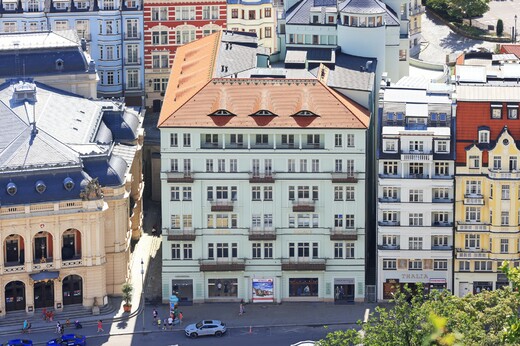 Opera Palace - K. Vary